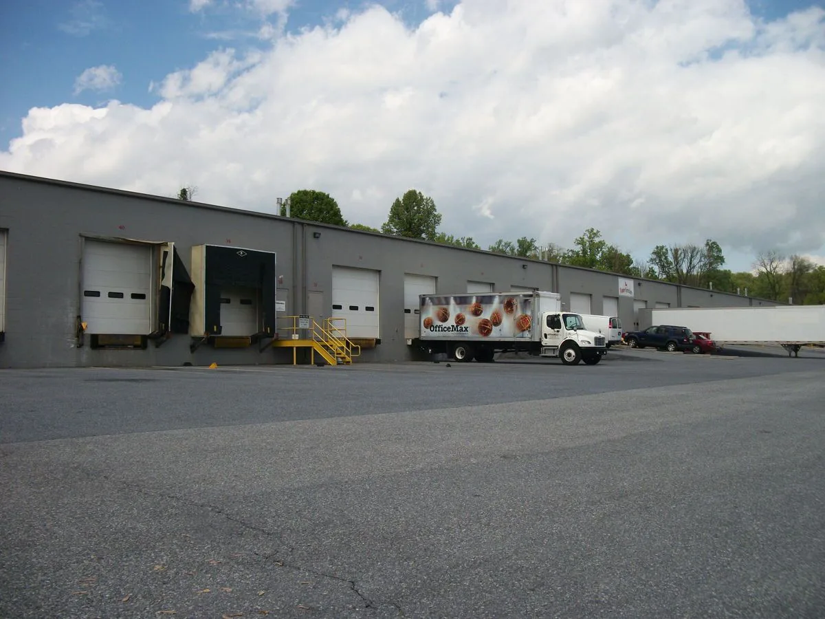 A Building with Several Loading Docks